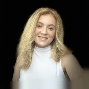 Portrait of Emily McCarlie
